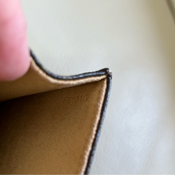 Authentic Vintage Louis Vuitton Florentine Belt Bag - Picture 11 of 14